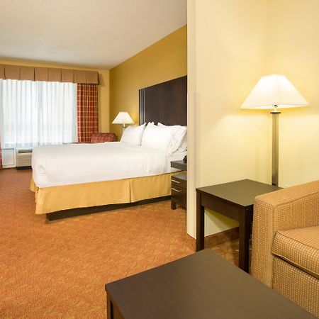 Holiday Inn Express Hotel & Suites Richmond By Ihg Экстерьер фото