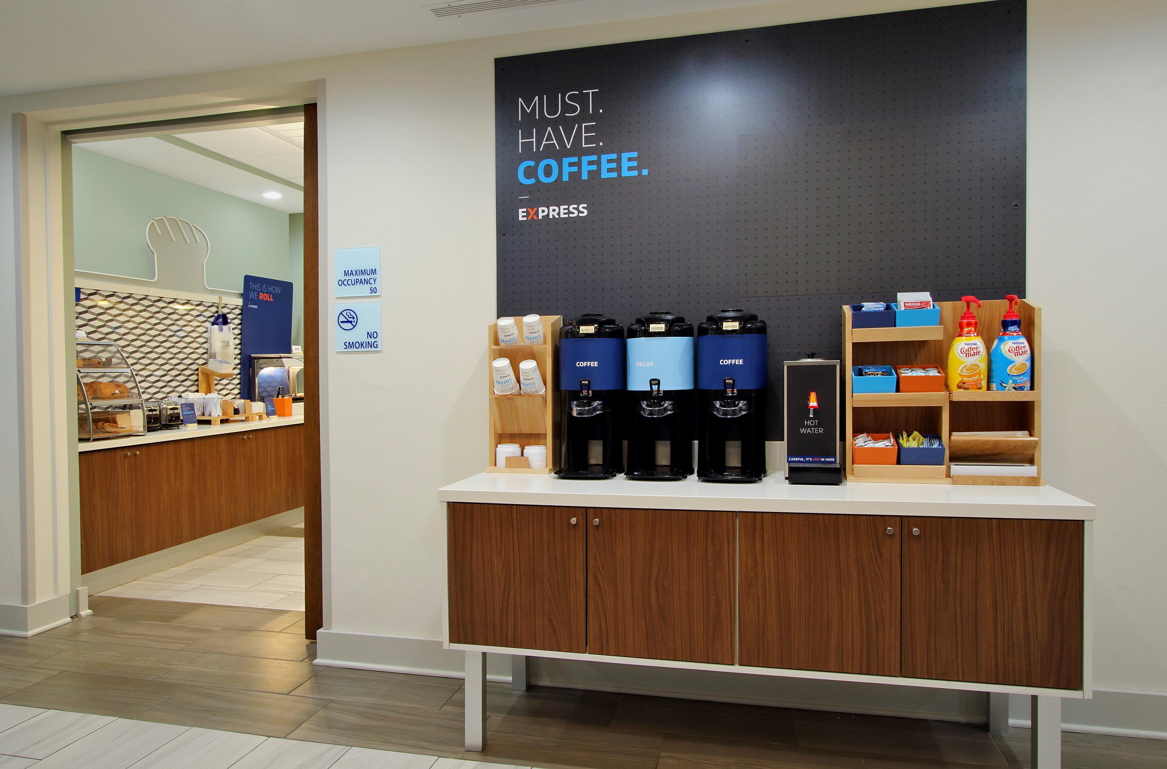 Holiday Inn Express Hotel & Suites Richmond By Ihg Экстерьер фото