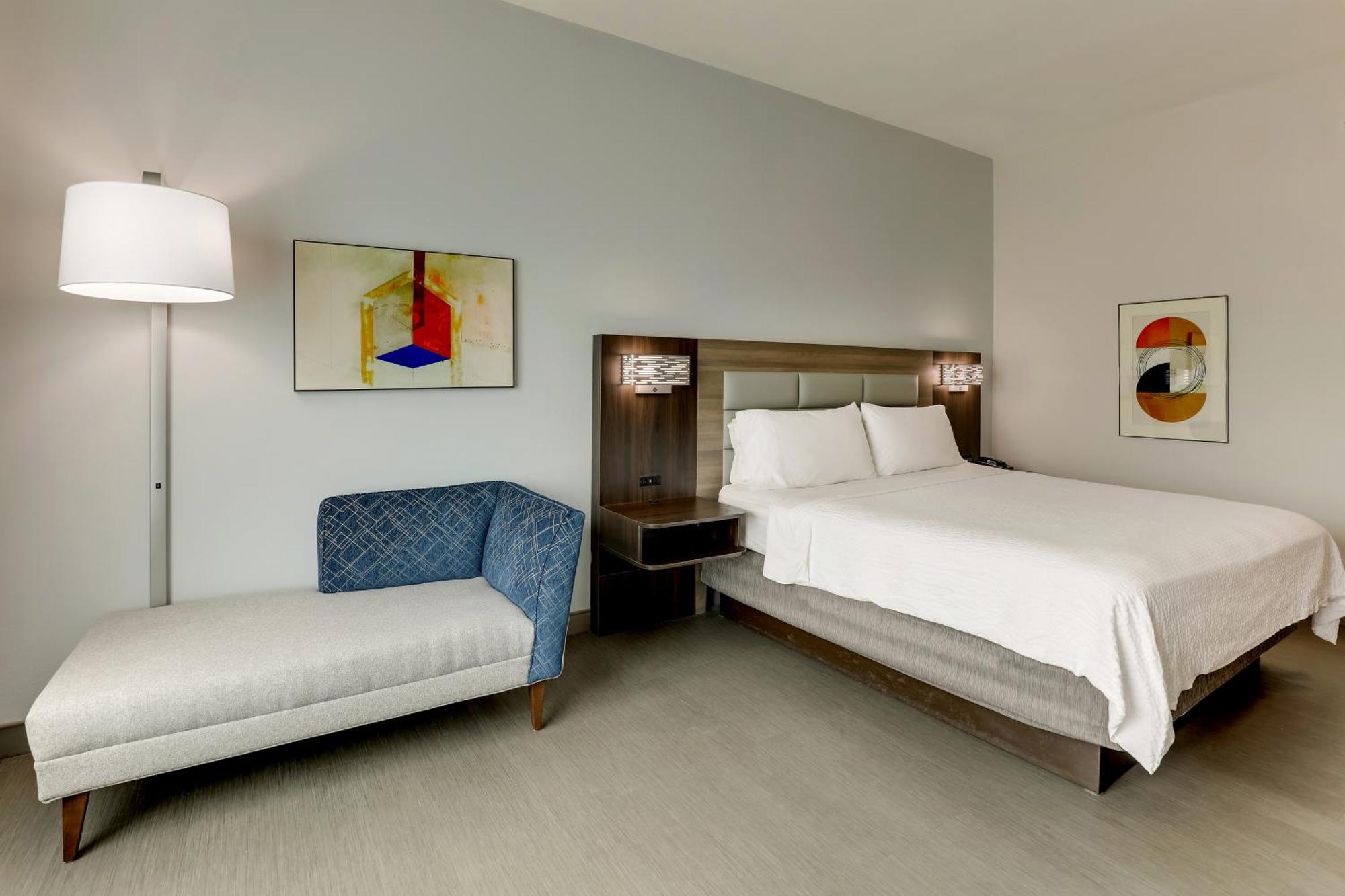 Holiday Inn Express Hotel & Suites Richmond By Ihg Экстерьер фото