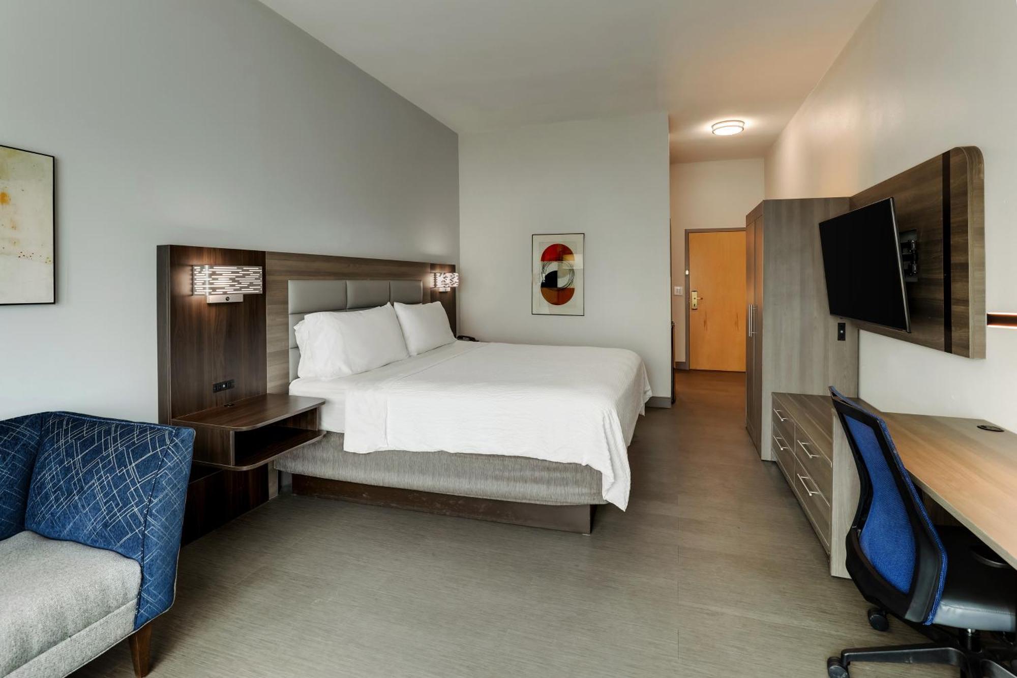 Holiday Inn Express Hotel & Suites Richmond By Ihg Экстерьер фото