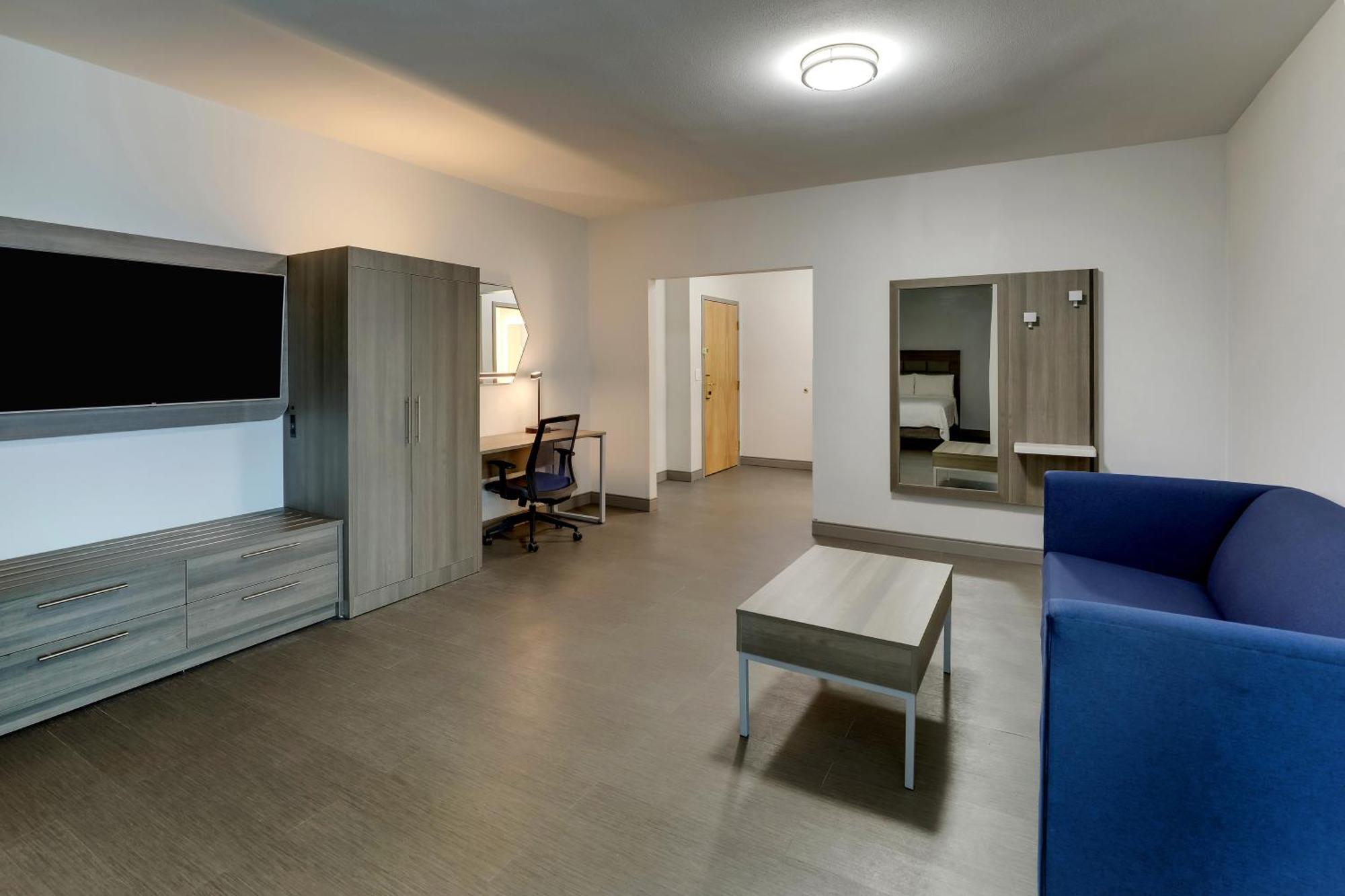 Holiday Inn Express Hotel & Suites Richmond By Ihg Экстерьер фото