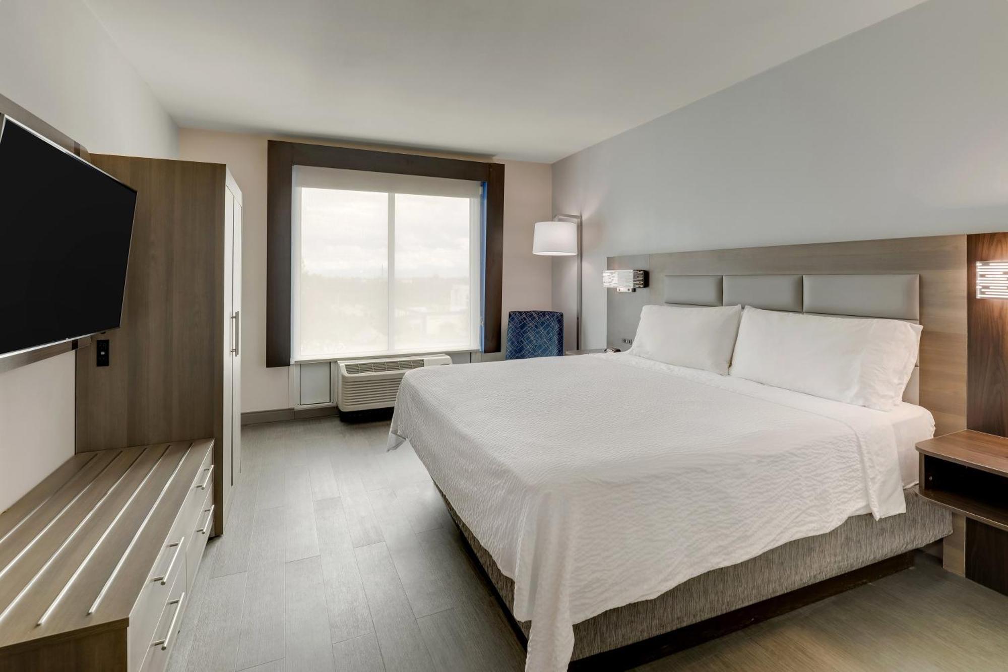 Holiday Inn Express Hotel & Suites Richmond By Ihg Экстерьер фото